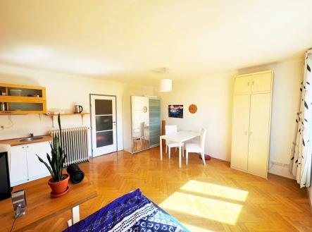 Pronájem bytu, 1+kk, 31 m²