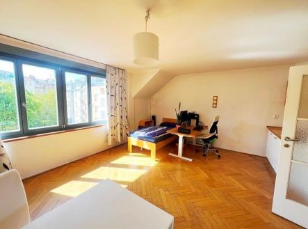 Pronájem bytu, 1+kk, 31 m²