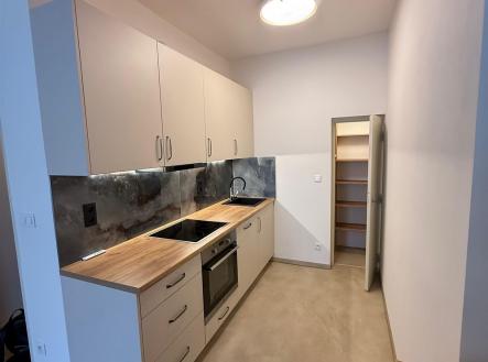 Pronájem bytu, 1+kk, 30 m²
