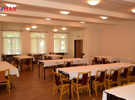 Prodej hotel, 2 856 m²