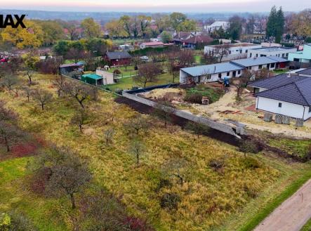 Prodej pozemku pro bydlení, 3 055 m²