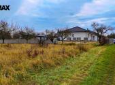 Prodej pozemku pro bydlení, 3 055 m²