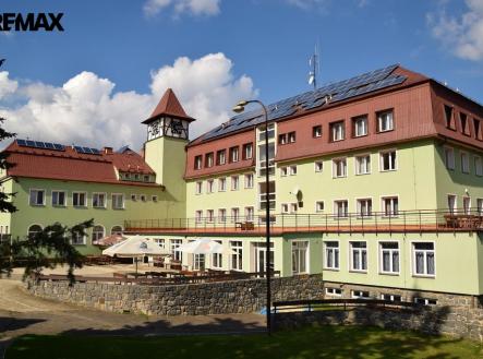Prodej hotel, 2 856 m²