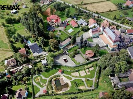 Prodej hotel, 2 856 m²