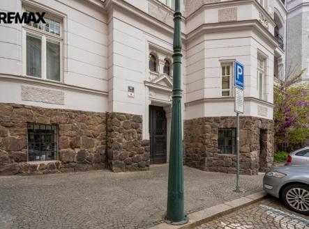 Prodej obchodní prostory, 87 m²