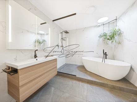 Prodej bytu, 6+1, 177 m²