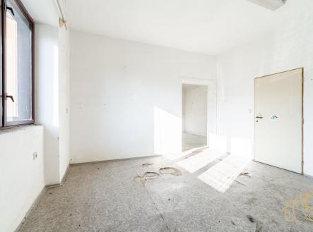 Prodej komerčního objektu, jiný, 5 645 m²