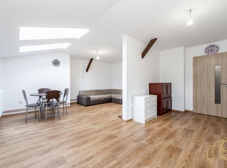 Prodej bytu, 3+kk, 117 m²