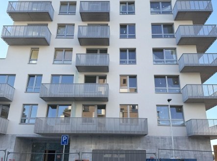 Prodej bytu DV, 2+kk 41 m² + terasa 58 m², Honzíkova 14, Praha 10 - Dolní Měcholupy