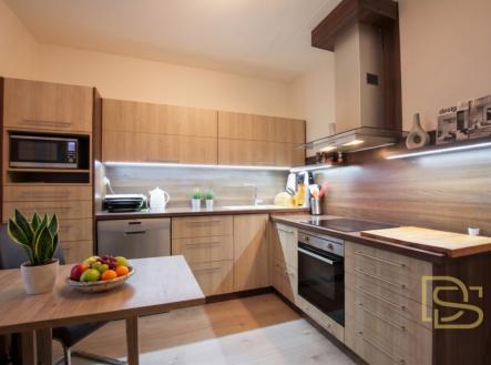 Pronájem bytu, 3+1, 76 m²