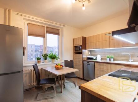 Pronájem bytu, 3+1, 76 m²