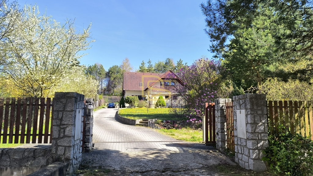 Vjezdová brána na ovládání