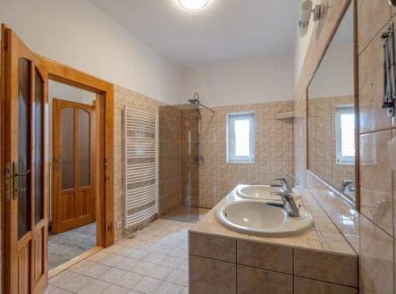 Pronájem bytu, 2+kk, 76 m²