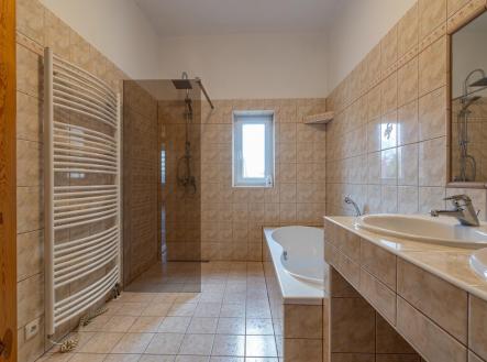 Pronájem bytu, 2+kk, 76 m²