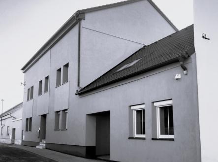 Pronájem bytu, 2+kk, 38 m²