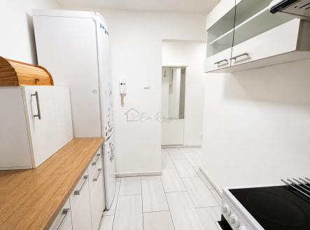 Pronájem bytu, 3+1, 65 m²