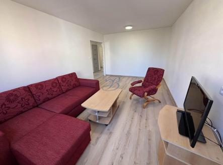 obývací pokoj (východ)