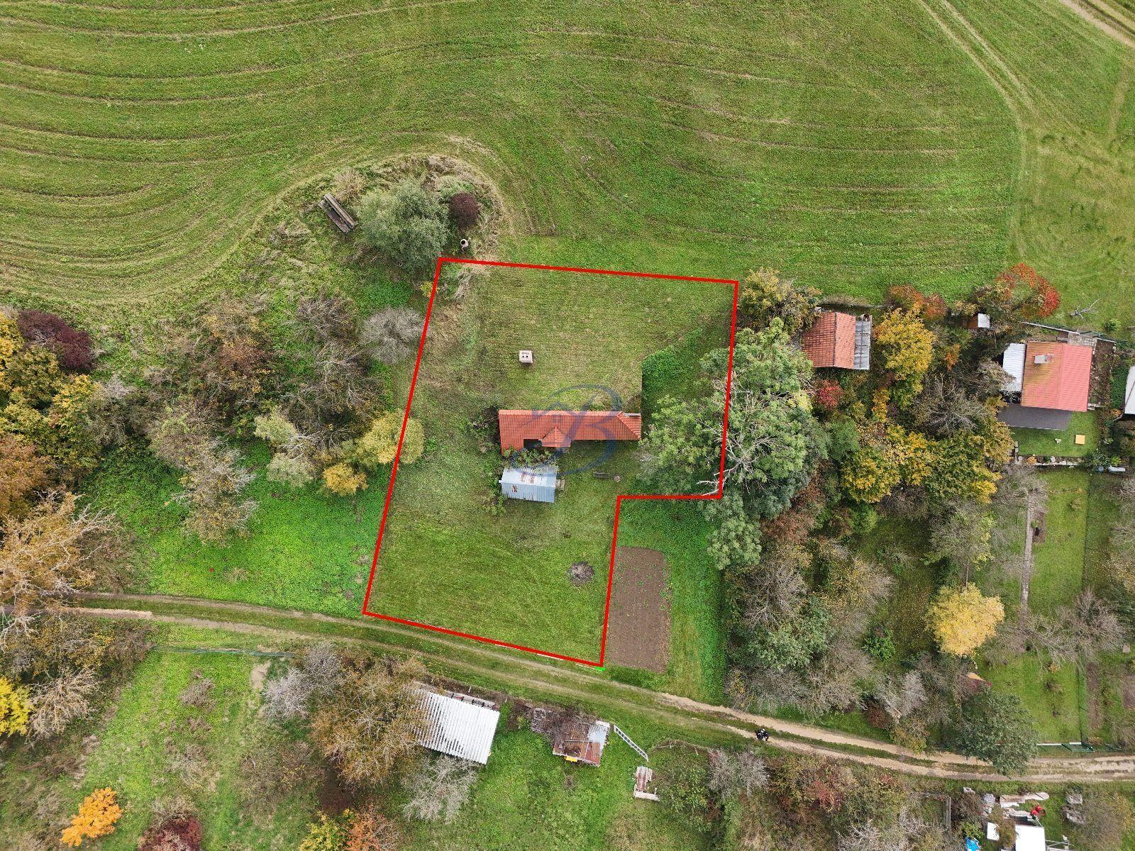 Prodej rekreační chaty se zahradou – Uherský Brod, lokalita Amerika