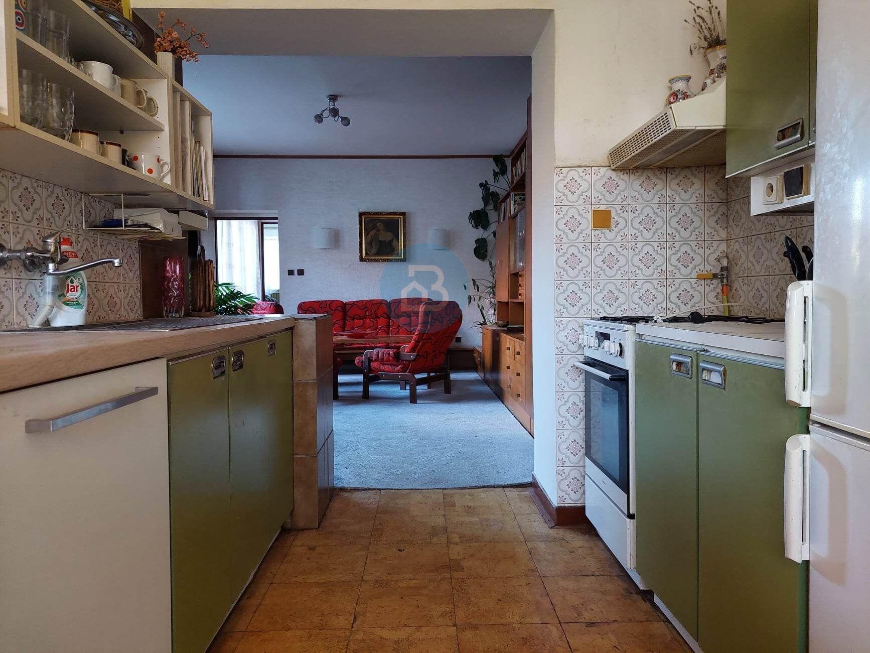 Prodej rodinného domu 4+kk se zahradou v Uh. Brodě