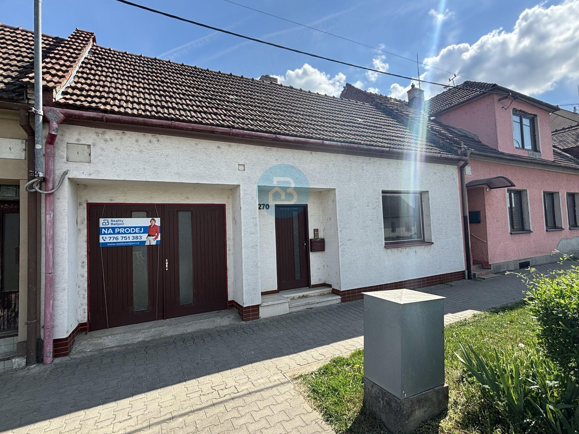 Prodej rodinného domu 4+kk se zahradou v Uh. Brodě