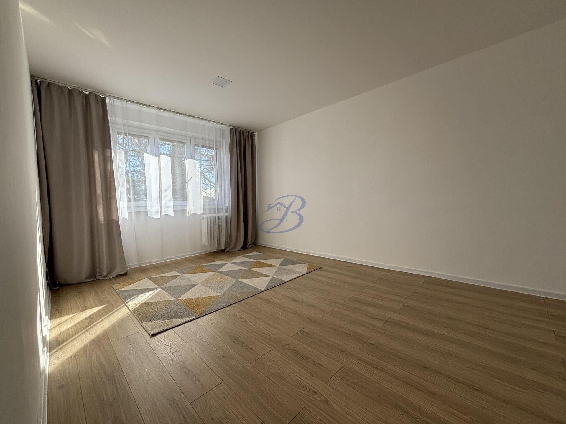 Pronájem elegantního bytu 2+1 na ulici Družstevní v Uherském Brodě