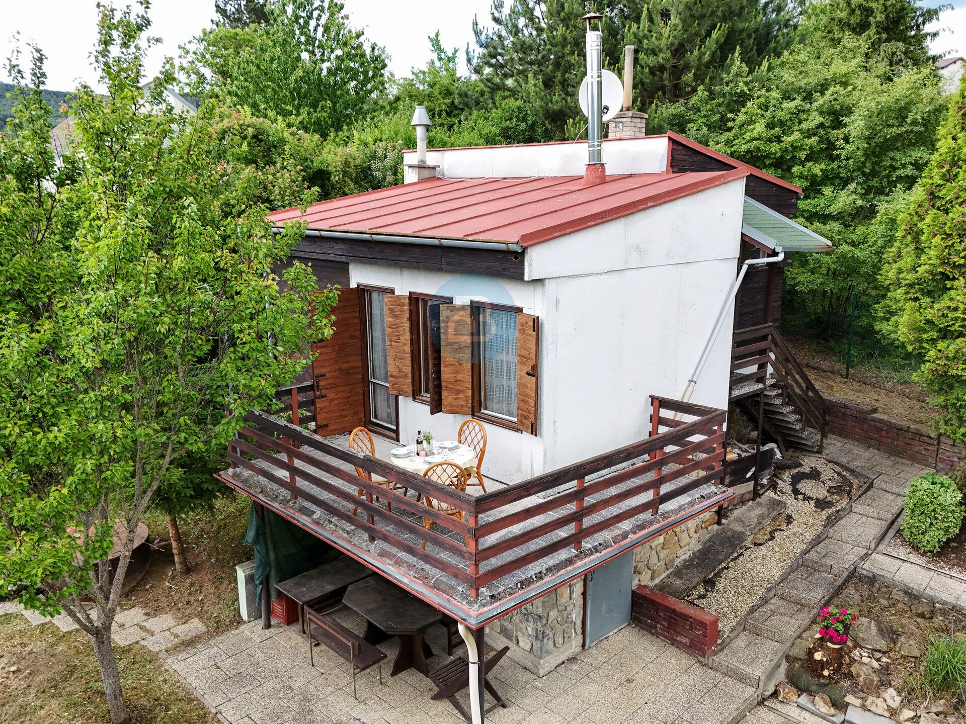 Prodej zděné rekreační chaty s pozemkem 1 272 m², Smraďavka, Buchlovice