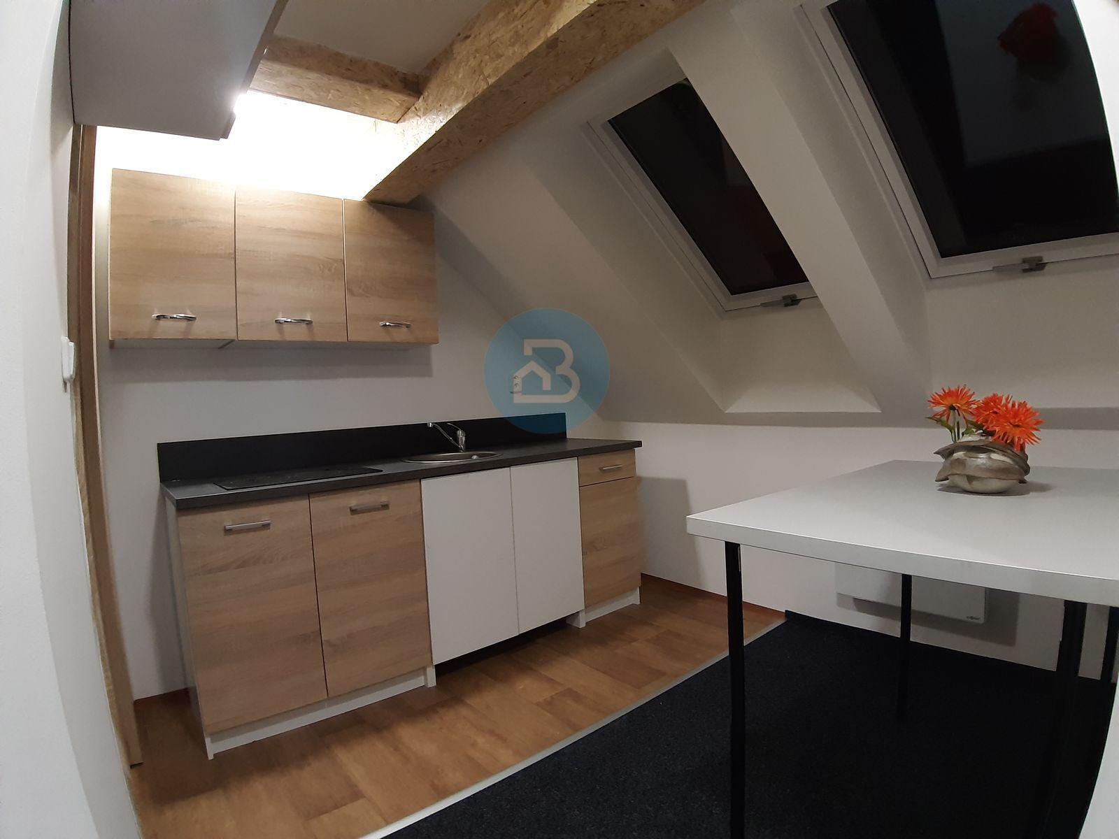 Pronájem vybaveného bytu 1+kk, 30 m², Uherský Brod – ul. Bří Lužů