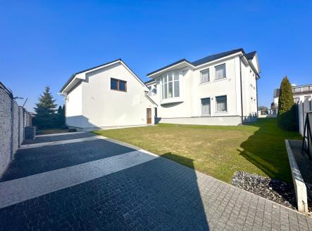 Pronájem domu/vily, 95 m² obrázek