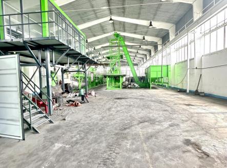 Pronájem výrobní prostor, 700 m²