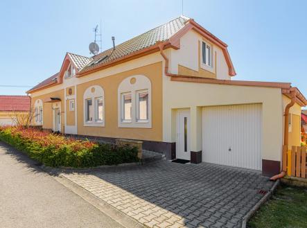 Pronájem bytu, 2+1, 64 m²