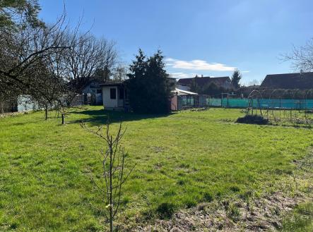 Prodej pozemku pro bydlení, 1 073 m²