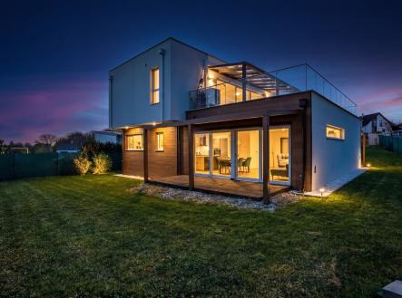 Prodej domu/vily, 292 m²