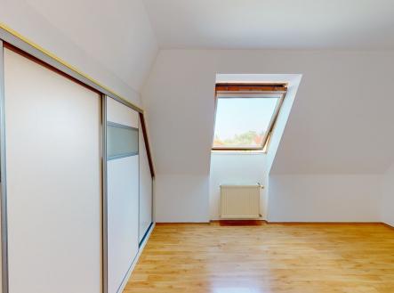 Pronájem bytu, 3+kk, 74 m²