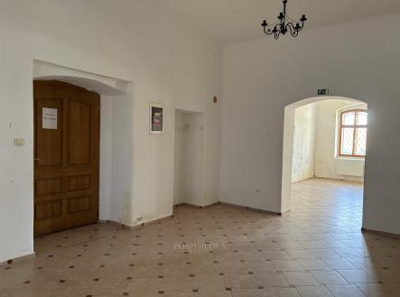 Pronájem komerčního objektu, sklad, 184 m²