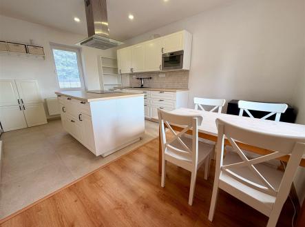 Pronájem domu/vily, 96 m²