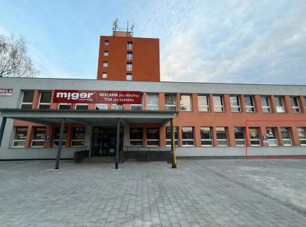 Pronájem kanceláře, 133 m²