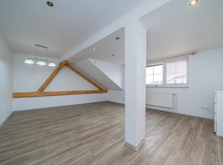 Prodej bytu, 3+1, 92 m²