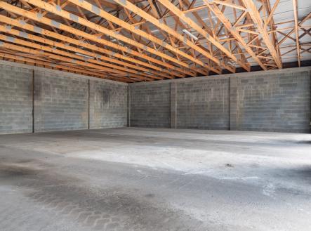 Pronájem komerčního objektu, sklad, 270 m²