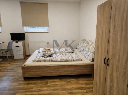 Pronájem bytu, 1+kk, 29 m²