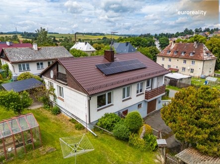 Prodej, rodinný dům 4+1,131m2 Teplá