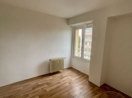 Pronájem bytu, 3+1, 59 m²