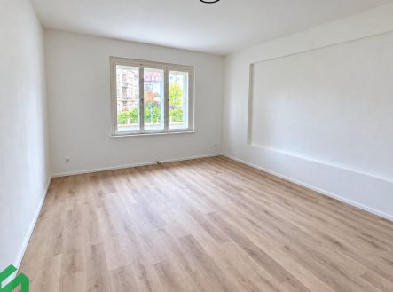 Pronájem bytu, 1+kk, 28 m²