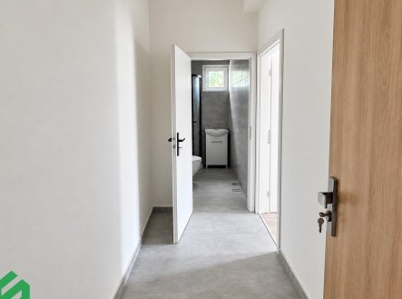 Pronájem bytu, 1+kk, 28 m²