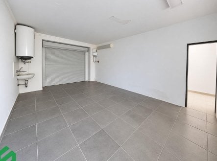 Pronájem skladu, 52 m²