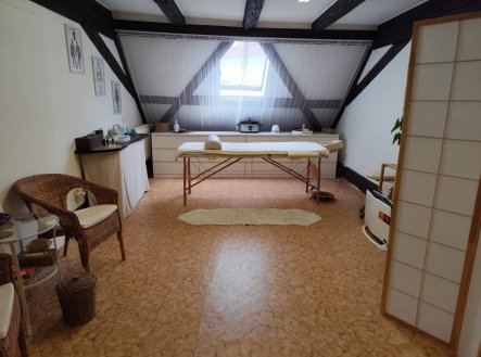 Pronájem obchodní prostor 27 m2, Znojmo, ul. Vídeňská 