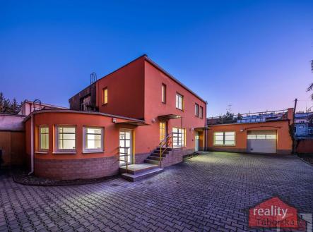 Prodej domu/vily, 220 m² obrázek