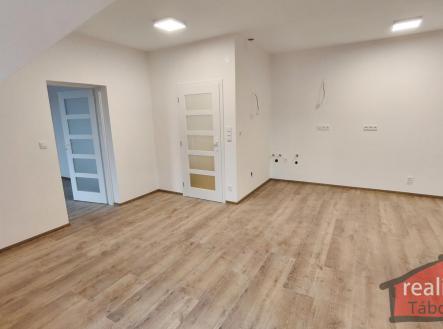 Prodej bytu, 2+kk, 60 m²