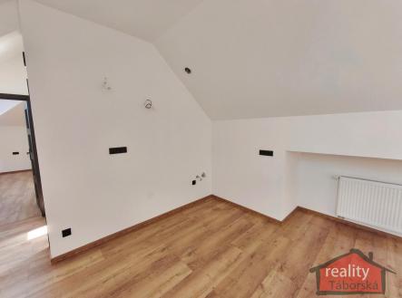 Prodej bytu, 2+kk, 60 m²