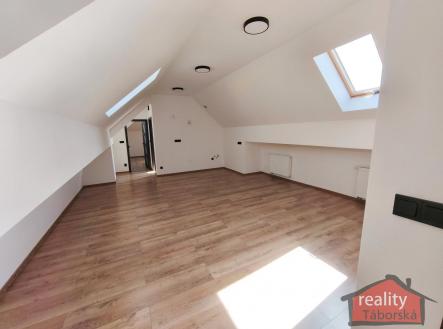 Prodej bytu, 2+kk, 60 m²