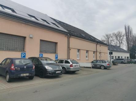Pronájem kanceláře, 180 m²